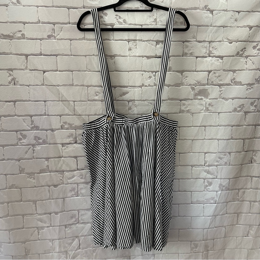 SHEIN Black and White Striped Skirt with Suspenders